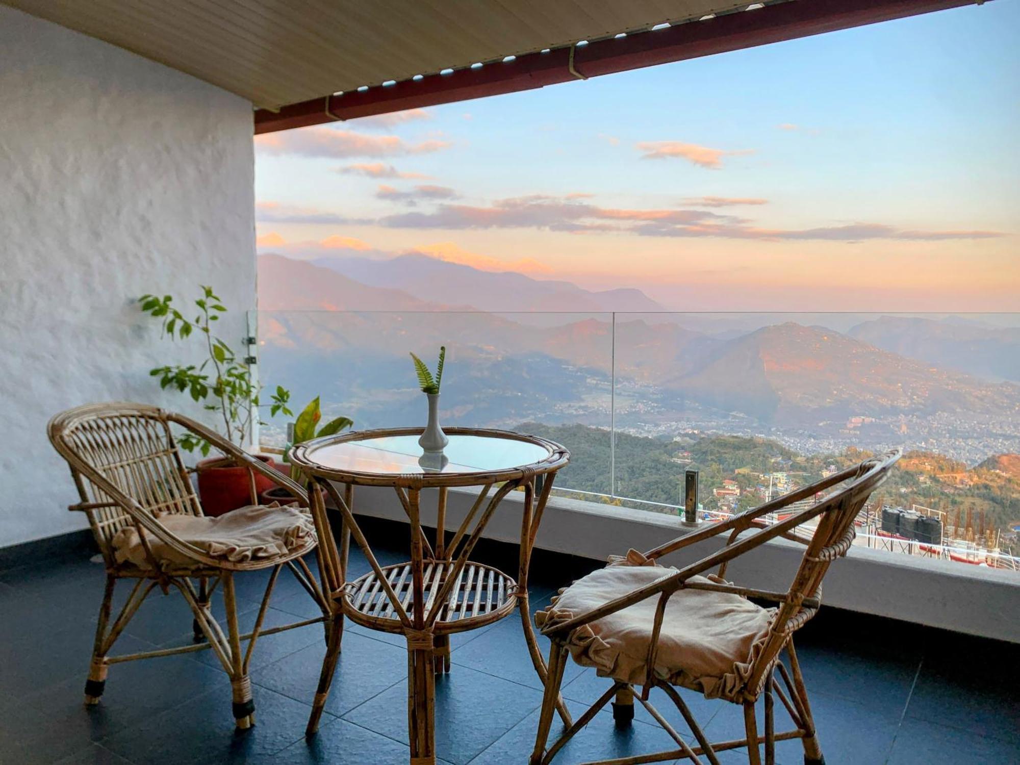 Superview Lodge, Best Himalayan Sunrise In Sarangkot Ποκάρα Εξωτερικό φωτογραφία